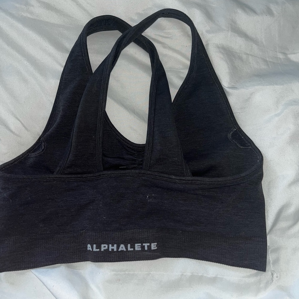 Alphalete amplify bra size medium black